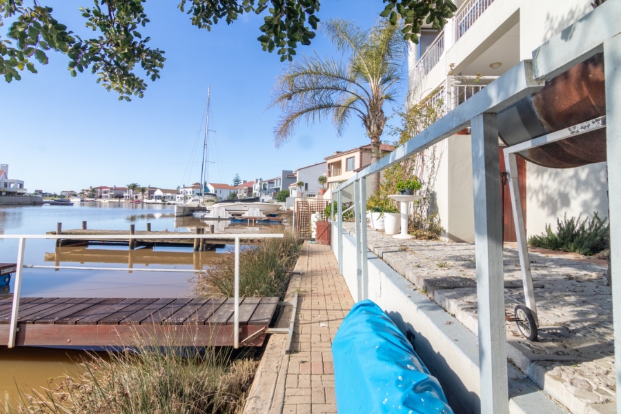 3 Bedroom Property for Sale in Laaiplek Western Cape